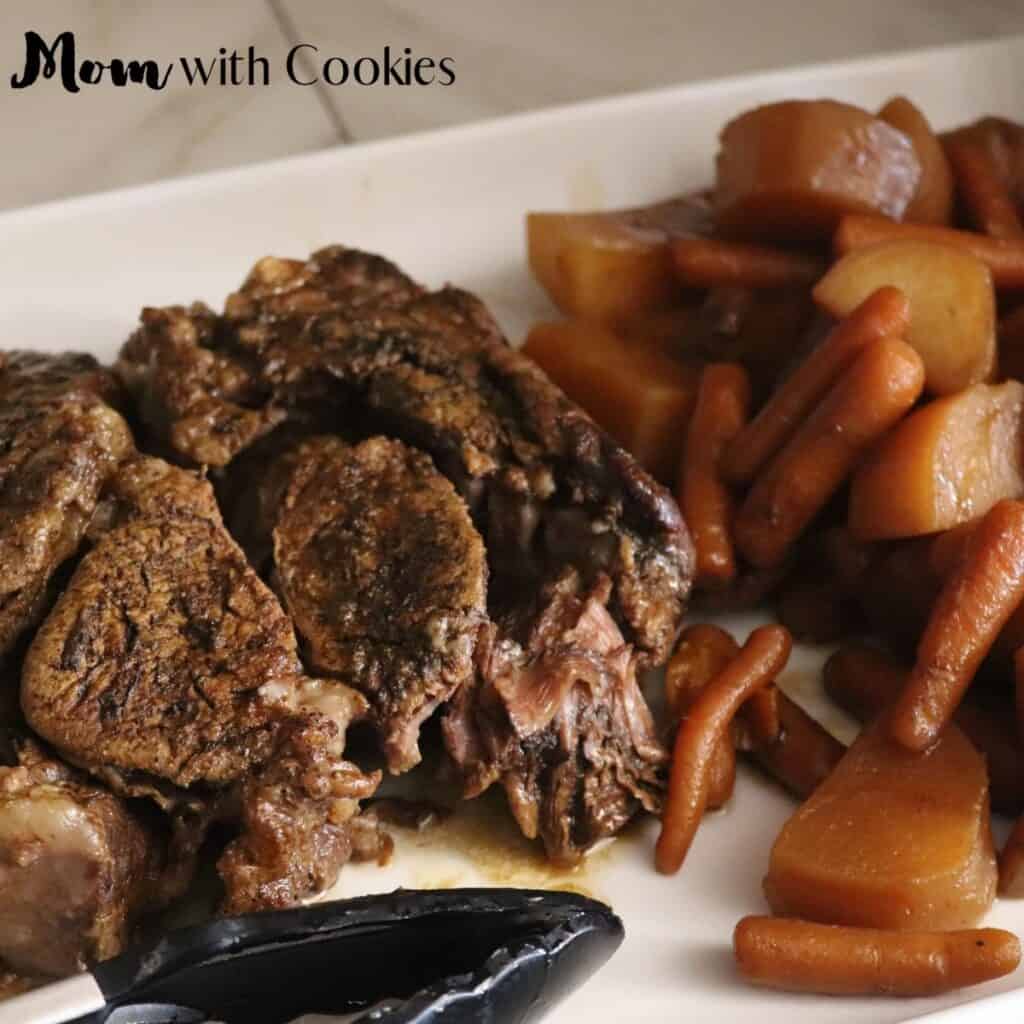 Slow Cooker Pot Roast Mom With Cookies