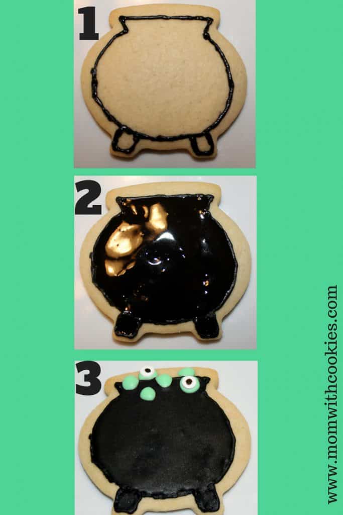 Decorating Cookies: Witches Cauldron Cookies - www.momwithcookies.com #cauldroncookies #witchescauldron #witchcauldron #witchcauldroncookies #witchescauldroncookies #halloween #halloweencookies #decoratedhalloweencookies #cookiedecorating #cookiedecoratingwithroyalicing #sugarcookiedecorating