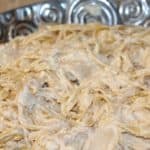 close up image of the finished chicken alfredo