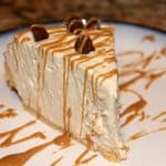 No Bake Peanut Butter Pie - www.momwithcookies.com #peanutbutterpie #nobakerecipes #nobakepeanutbutterpie