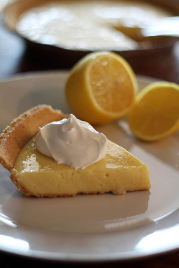 The best lemon pie without meringue. 