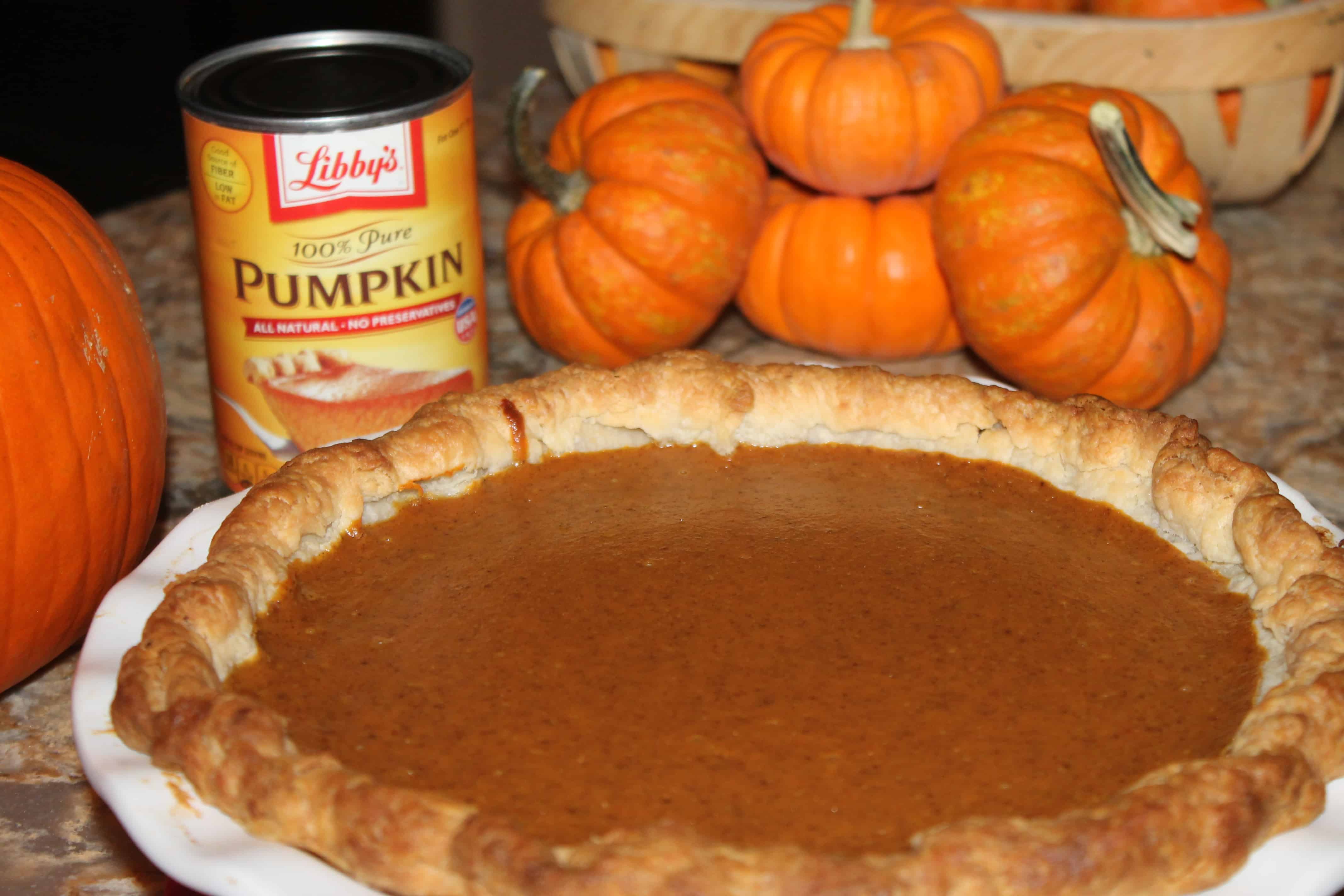 homemade pumpkin pie featured image