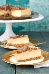 irish cheesecake with whiskey and Baileys