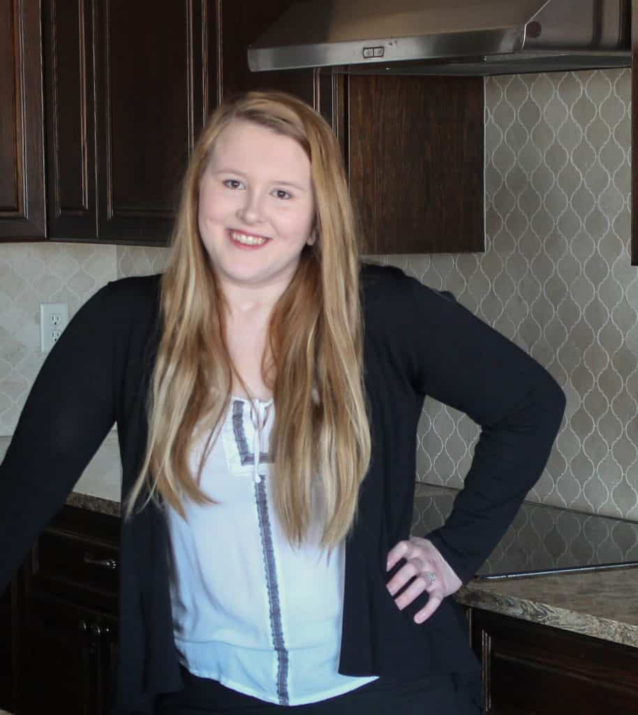 Joanna the author of mom with cookies