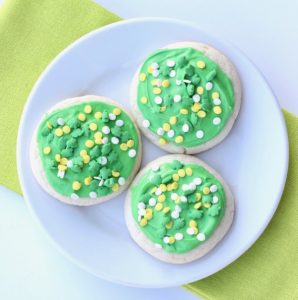 St. Patricks Day cake mix cookies